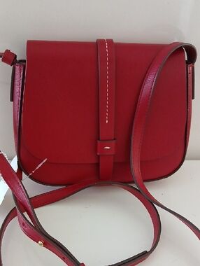 GAP Red Leather Crossbody Saddle Bag with Adjustable Strap NWT